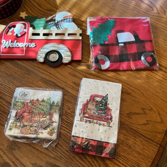 ❤️ 7x Red Truck Christmas Decor
Set - Picture 6 of 10